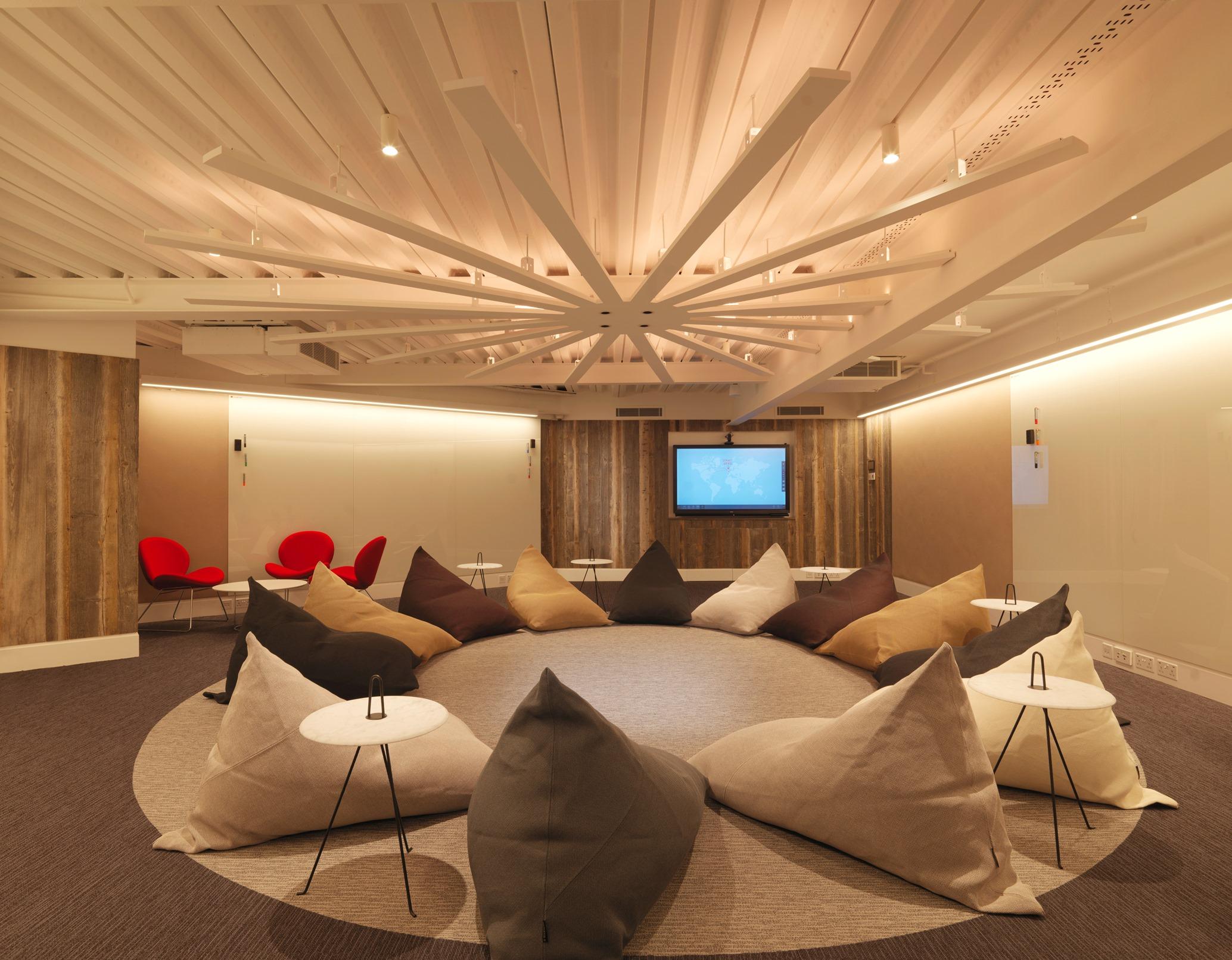 Radisson Blu Hotel, London Heathrow هيثرو المظهر الخارجي الصورة