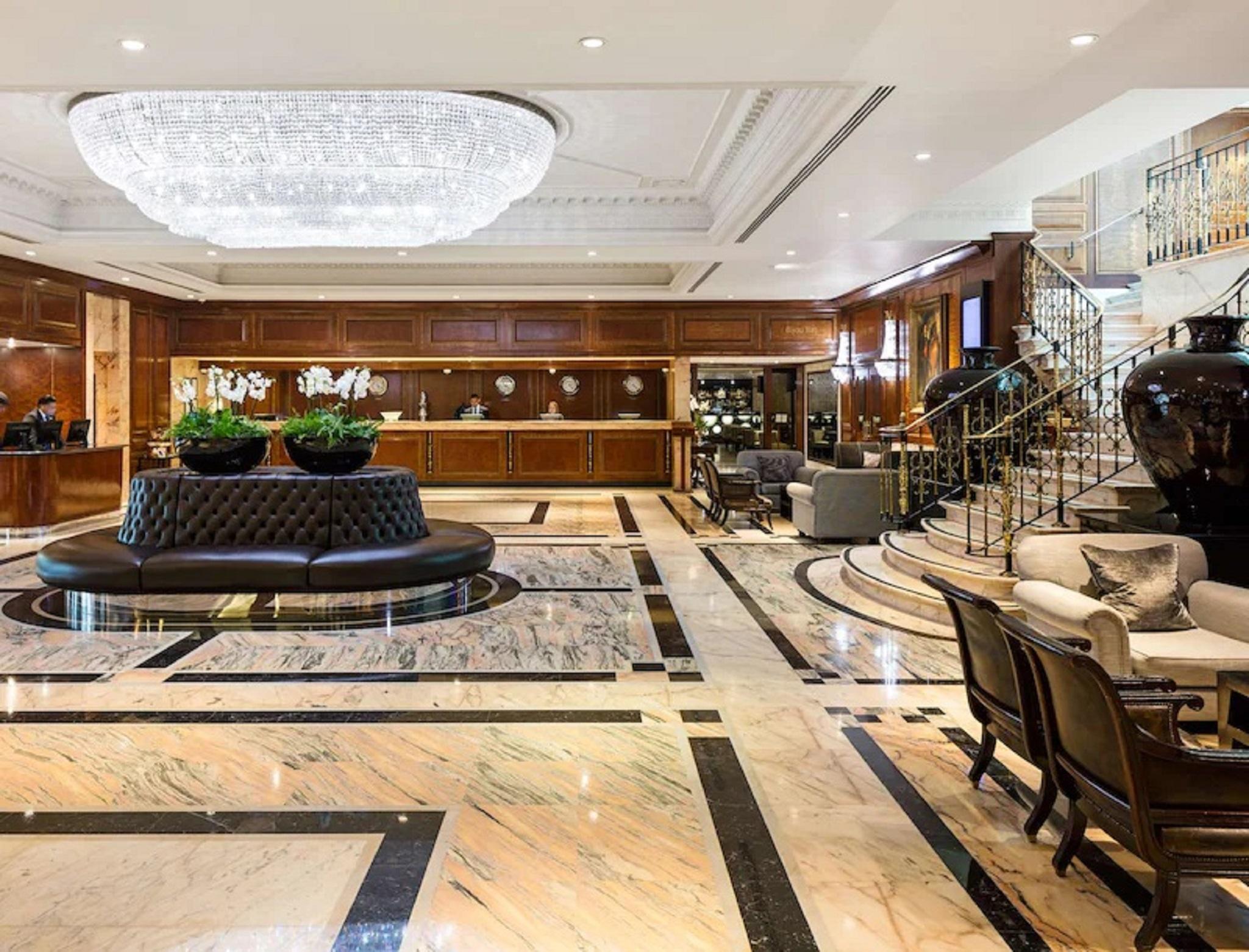 Radisson Blu Hotel, London Heathrow هيثرو المظهر الخارجي الصورة