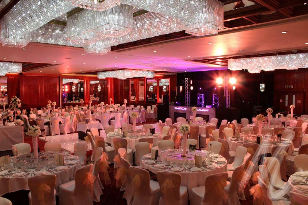 Radisson Blu Hotel, London Heathrow هيثرو المظهر الخارجي الصورة
