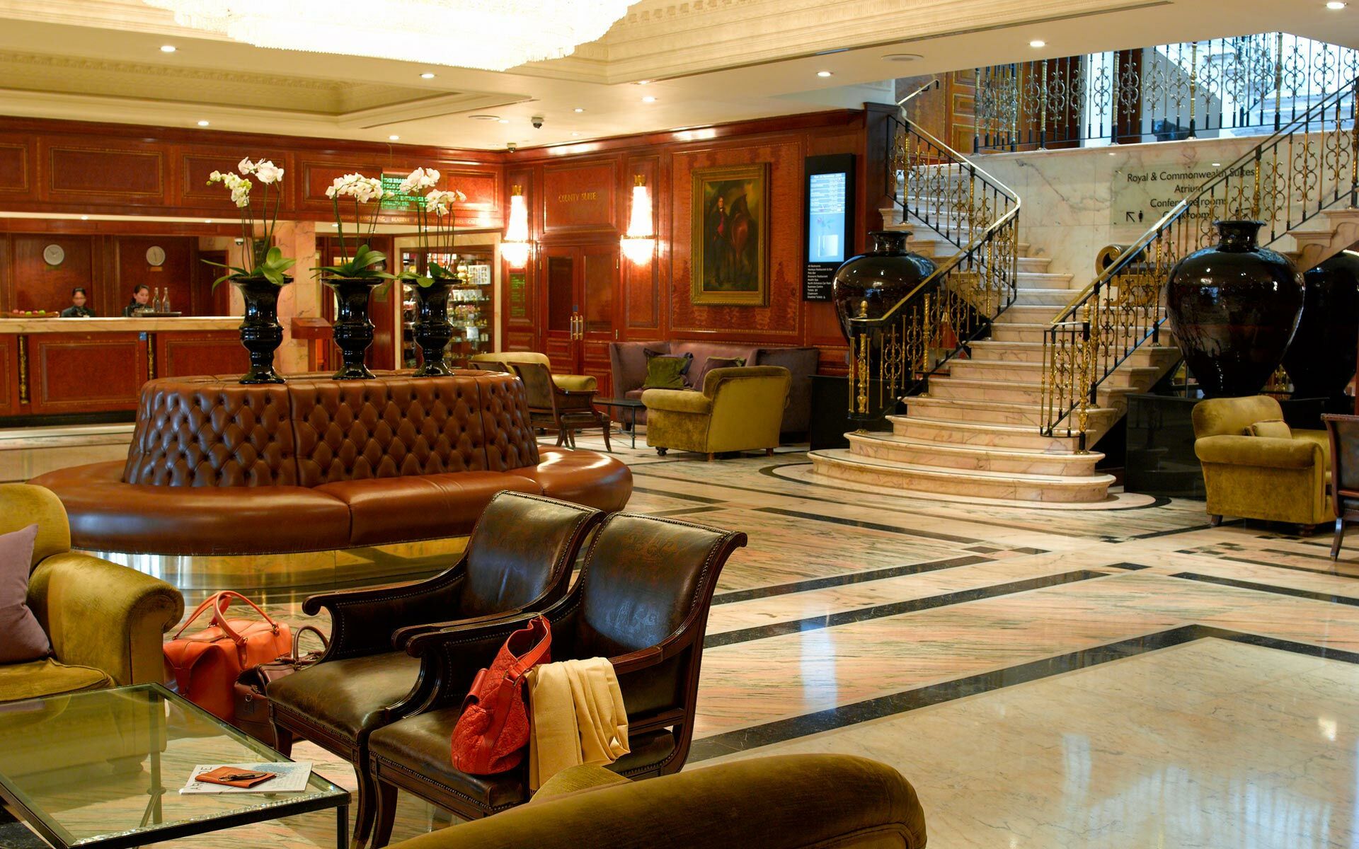 Radisson Blu Hotel, London Heathrow هيثرو المظهر الداخلي الصورة