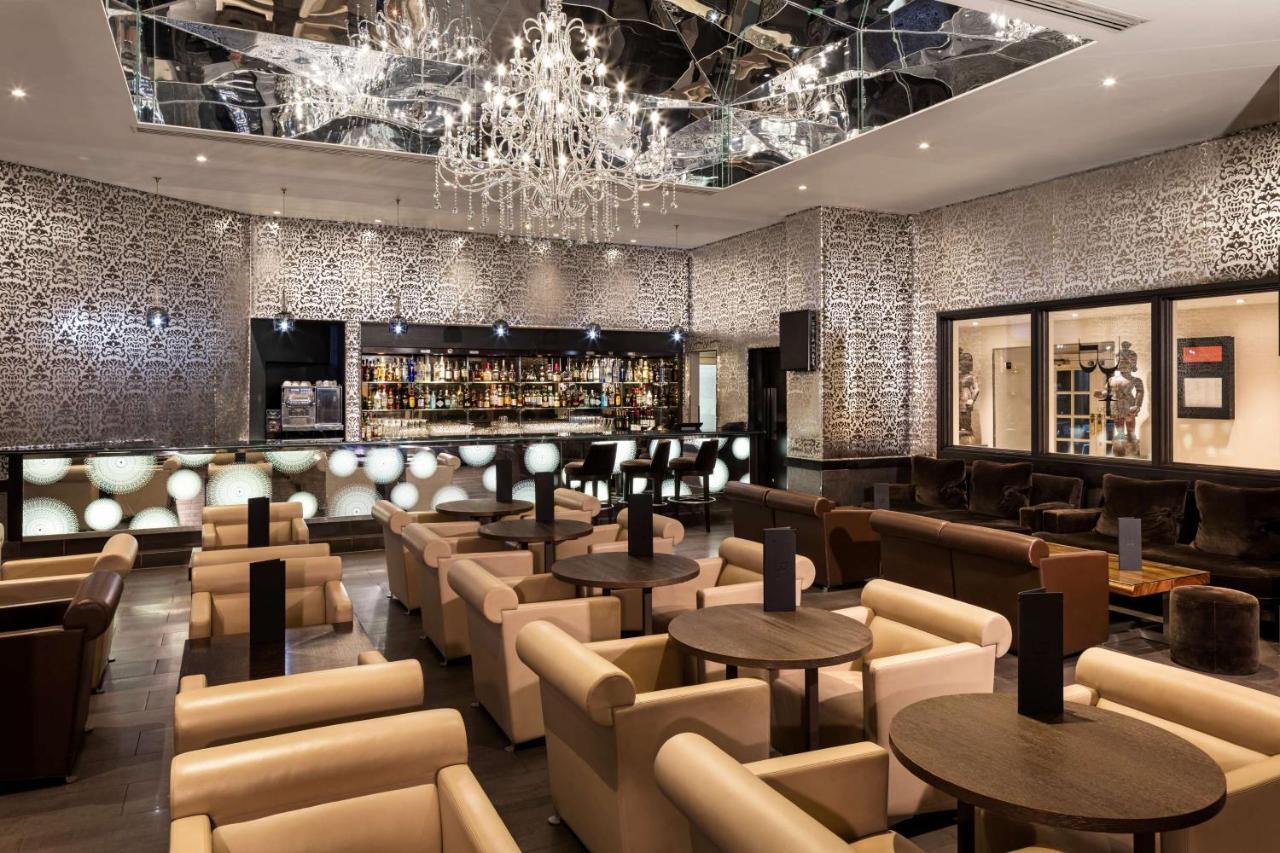 Radisson Blu Hotel, London Heathrow هيثرو المظهر الخارجي الصورة